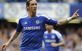 爱游戏官网|创纪录之夜！杨瀚森NBA生涯首中三分，激烈冲突中哈腾暴怒被劝离