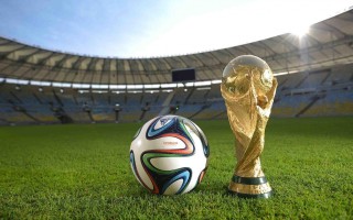 ayx_拜尔赛后坦言球队士气已至最低点，科瓦奇回应或为情绪波动所致