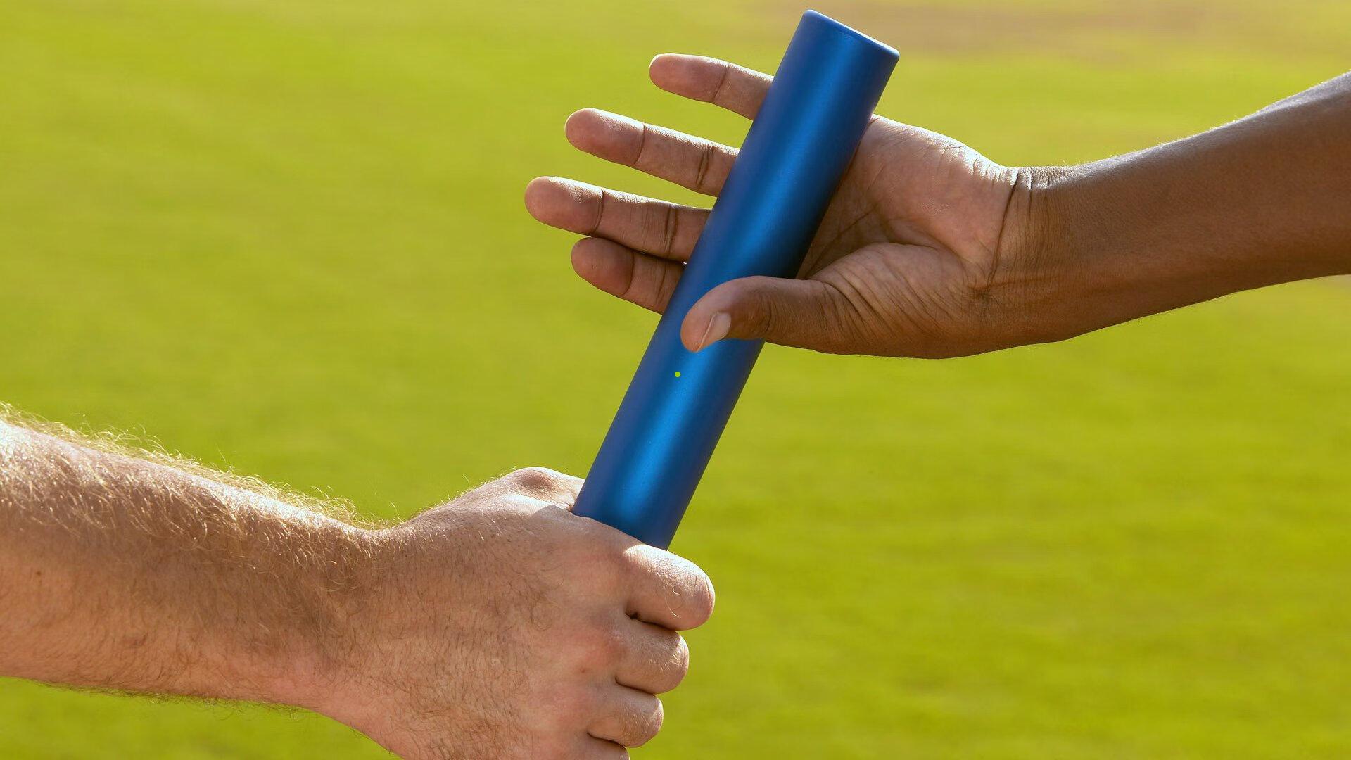 【爱游戏体育】足坛巨星的意外交汇,C罗与特朗普握手,梅西幽默反问我该离开吗?引发全球热议-第3张图片-爱游戏-爱游戏体育_爱游戏(AYX)官方网站-AI YOU XI 【爱游戏体育】足坛巨星的意外交汇,C罗与特朗普握手,梅西幽默反问我该离开吗?引发全球热议-第3张图片-爱游戏-爱游戏体育_爱游戏(AYX)官方网站-AI YOU XI